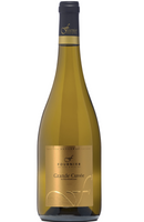 An exceptional Loire Valley white wine, Fournier Père et Fils Sancerre Blanc Grande Cuvée 'La Chaudouillonne' is a 75cl bottle that exudes elegance and complexity. Made from premium Sauvignon Blanc, it reveals a pale gold hue with captivating aromas of citrus, white peach, and delicate floral notes, underscored by a distinctive minerality. The refined label reflects its artisanal craftsmanship. Perfect for pairing with shellfish, creamy dishes, or goat cheese, it offers a full, rounded palate with vibrant a