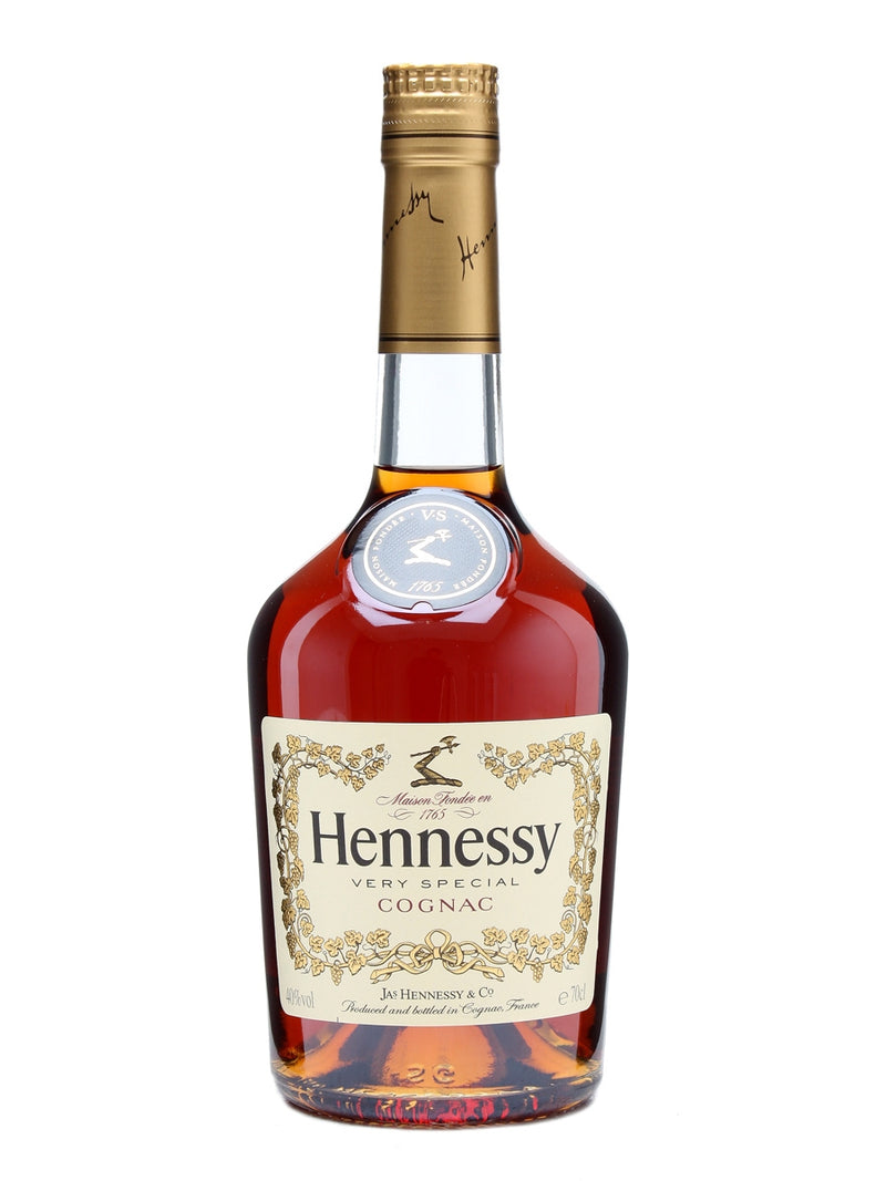 Hennessy VS 70cl - Spades Wines & Spirits | Buy alcohol online | Buy Alcohol malta | Alcohol delivered to your door | Buy Hennessy Malta | Wholesale Spirits | Alcohol Importer | Buy Spirits online | Spirits Malta | Cognac Malta