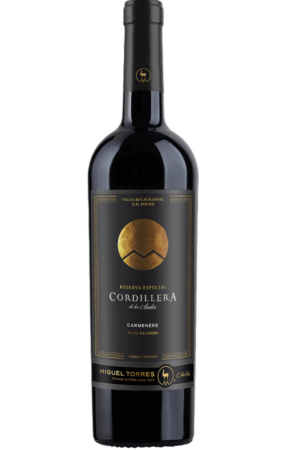 Miguel Torres Cordillera Carmenere, Chile 75cl by Spades Wines & Spirits, a rich Chilean red wine with deep notes of black cherry, plum, and subtle hints of green pepper and spice. Perfectly paired with grilled meats, hearty stews, and flavorful dishes. Ideal for robust dinners and special occasions.