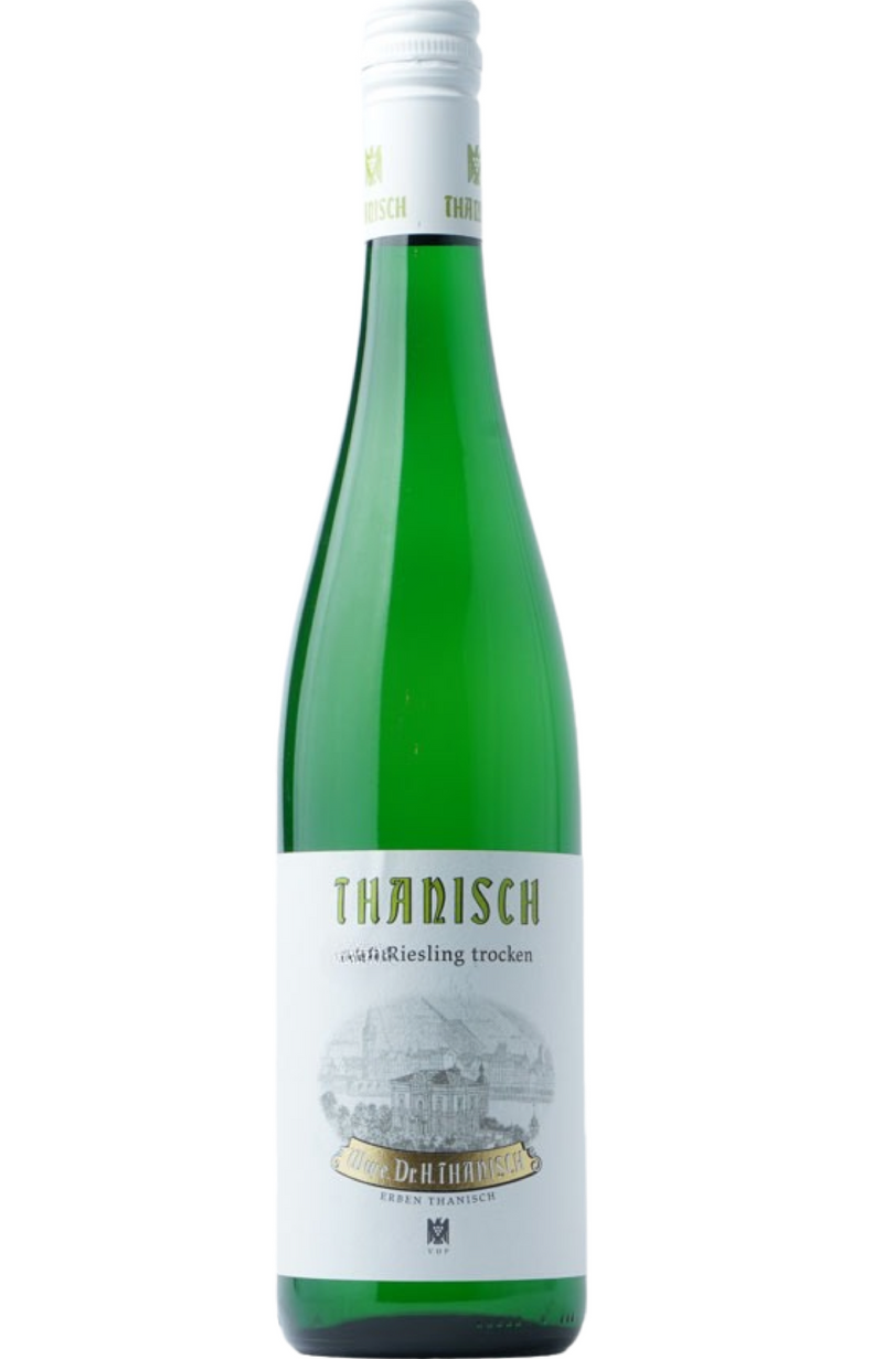 Dr. Thanisch Riesling Trocken 75cl is a crisp, dry German white wine that highlights the elegance of the Mosel region. It features vibrant aromas of green apple, citrus, and delicate floral notes, complemented by a refreshing minerality and balanced acidity. This wine is perfect for pairing with seafood, light salads, or Asian cuisine, making it a versatile choice for any occasion. Serve chilled to enhance its lively character.