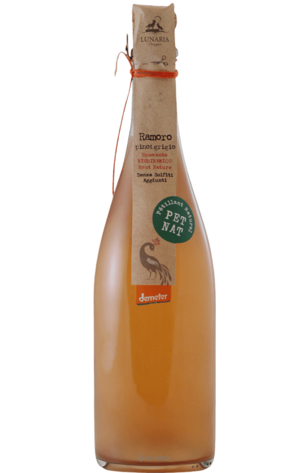 Lunaria - ‘Ramoro’ Pinot Grigio Sparkling BIO 75cl from Spades Wines & Spirits. A fresh and effervescent organic Pinot Grigio sparkling wine, ‘Ramoro’ delivers vibrant notes of crisp apple, citrus zest, and subtle floral undertones. Its lively bubbles and clean, refreshing finish make it a perfect aperitif or pairing for light appetizers, seafood, or soft cheeses. This organic sparkling wine captures the essence of the Italian terroir, offering a delightful and natural celebration in every sip.