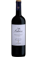 Villa Antinori Chianti Classico Riserva 75cl from Spades Wines & Spirits. This elegant Tuscan red wine, primarily made from Sangiovese, showcases aromas of ripe red fruits, leather, and spice. Full-bodied with robust tannins and vibrant acidity, it pairs beautifully with grilled meats, rich pasta, and aged cheeses.